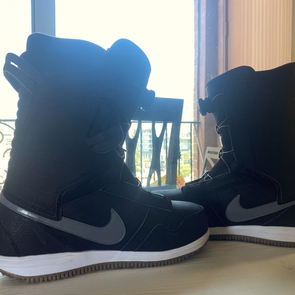 Deadstock Nike Vapen BOA Snowboarding Boots
